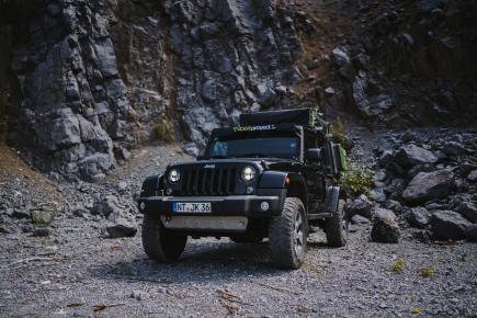 Jeep Wrangler JK Sahara Prerunner